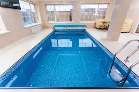 Indoor spa pool